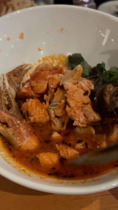 The Fish Peddler - This was so hearty and delicious! - Seafood Near Me - Tacoma, Washington
