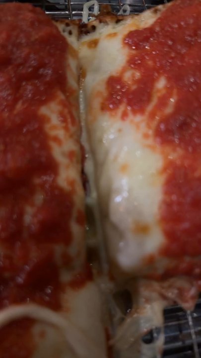 Side Door Pizza - Cheese Pull - Pizza Near Me - Washington, DC, District of Columbia