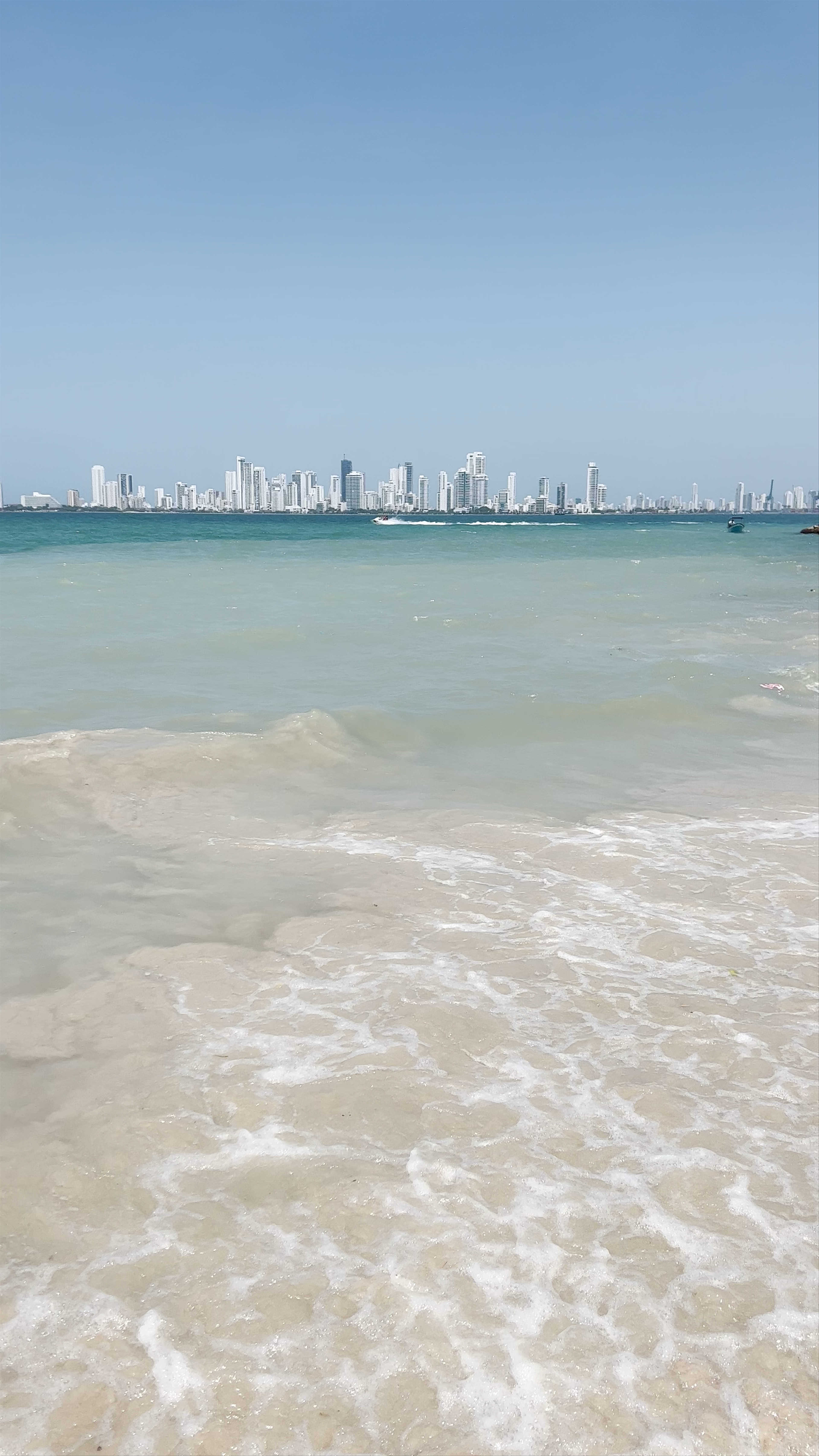 Playa Punta Arena-Tierra Bomba