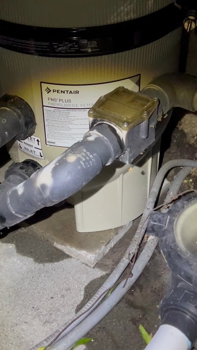 Demaray Pool Supply - Video of the leaks and loose filter housing several hours after the "fix" - Pool Cleaners Near Me - Vacaville, California