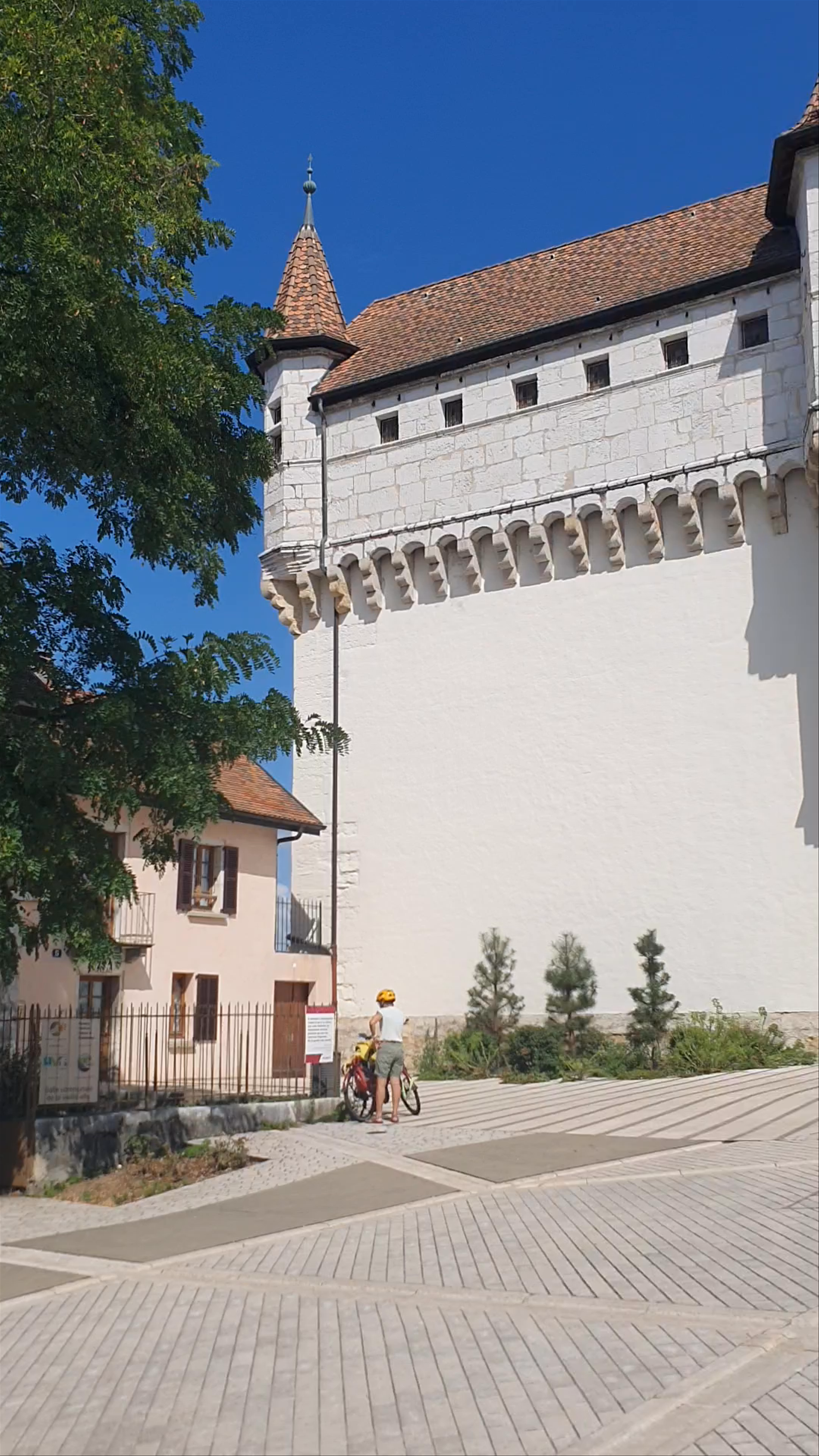 Musée-Château d'Annecy: A Day Exploring Historic Castle and Art in Annecy, France