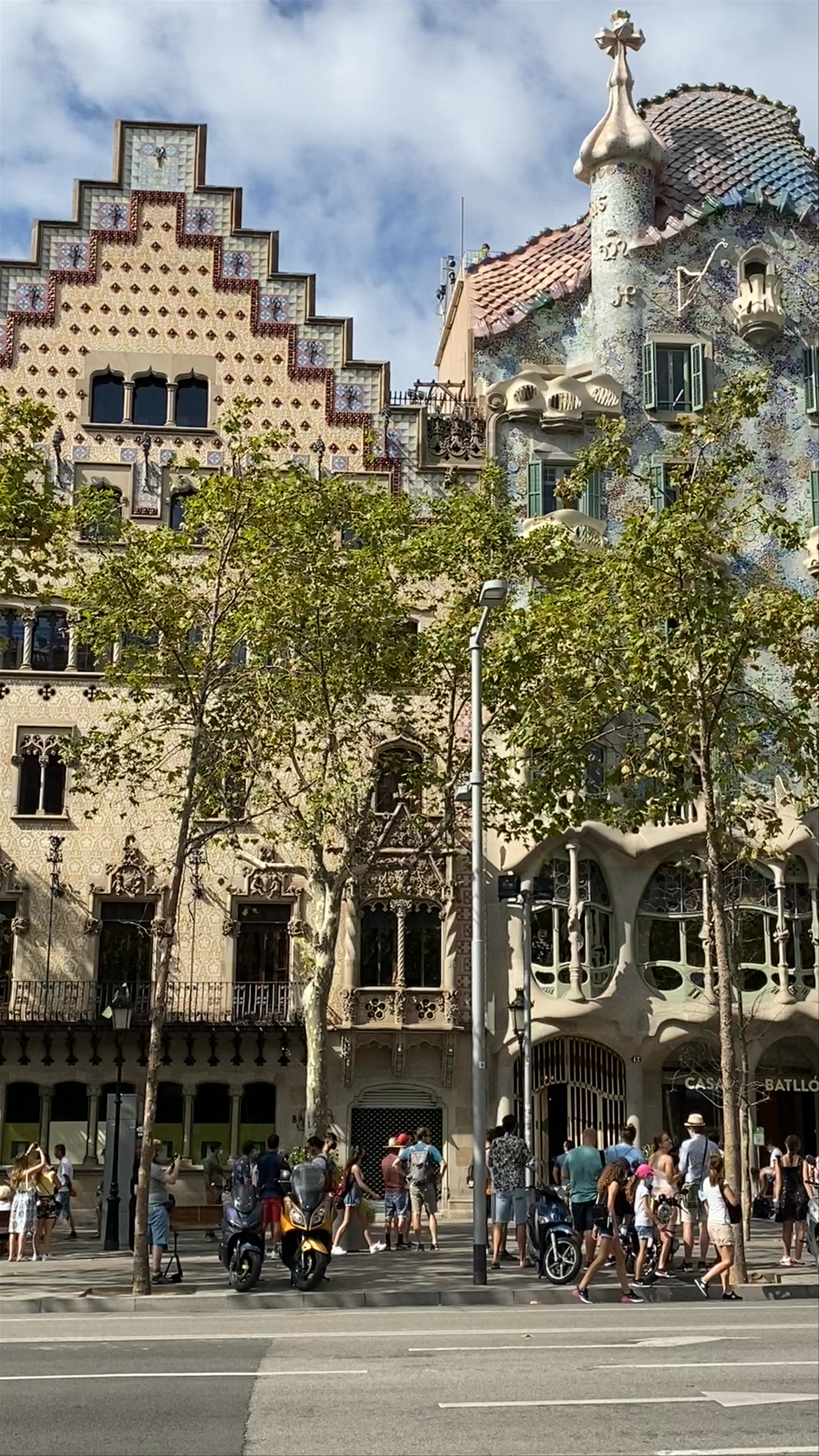 Casa Batlló: Gaudí’s Architectural Masterpiece in Barcelona