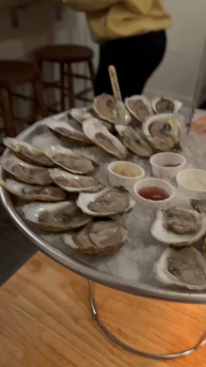 Perla Oyster Bar - Seafood Near Me - Maplewood, New Jersey