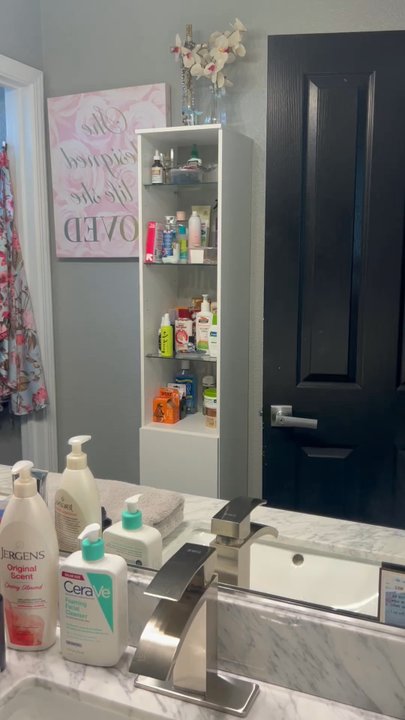 Simply Freshly Cleansed - Highly recommend, quick to respond and cane out for a quote! Joselyn communicates well and they arrived on time and left my place spotless. - Home Cleaning Near Me