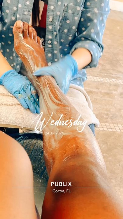 Expert Nails - Deluxe pedicure - Nail Salons Near Me - Cocoa, Florida