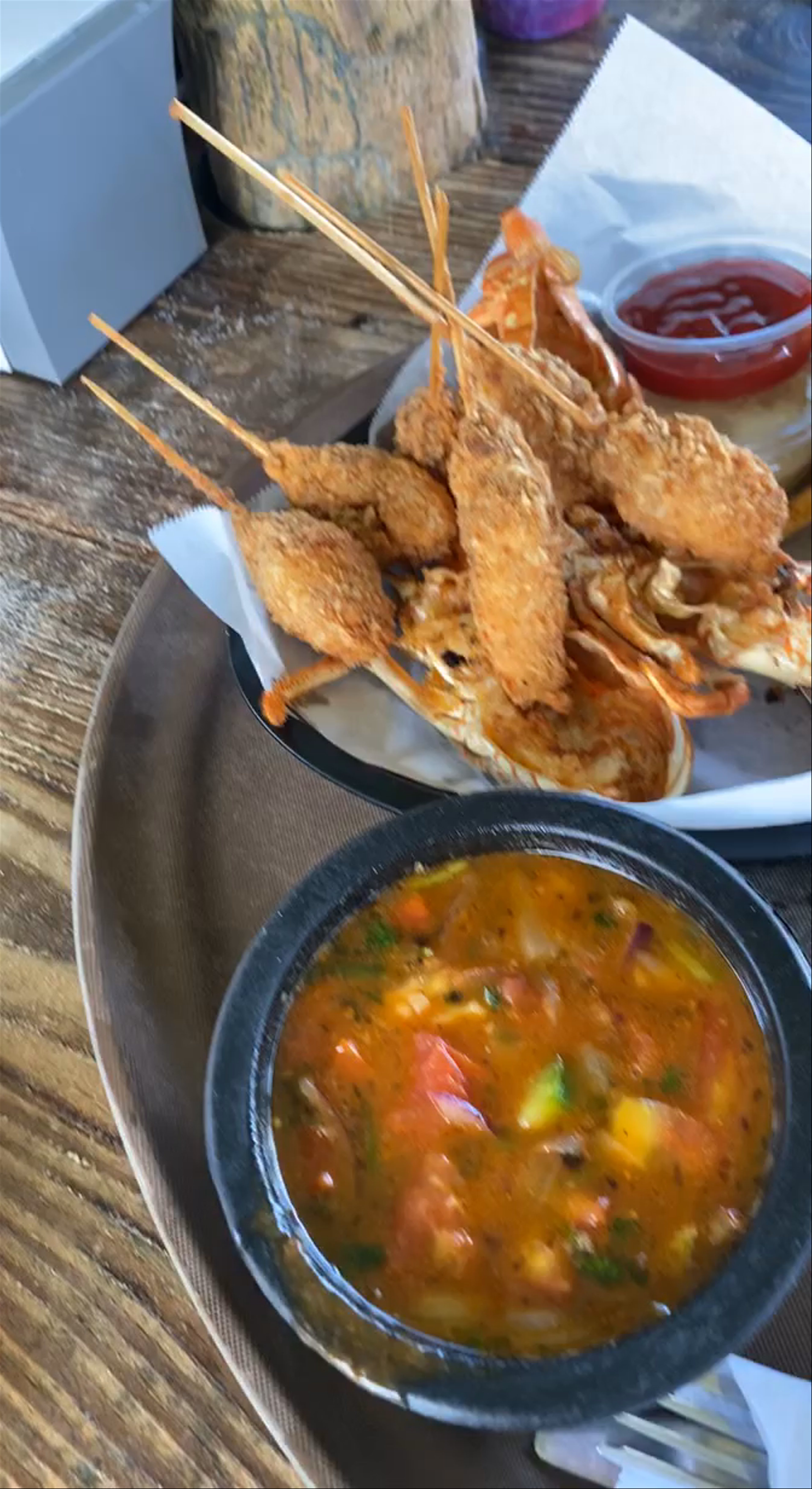 The Lazy Lizard at The Split on Caye Caulker 🇧🇿