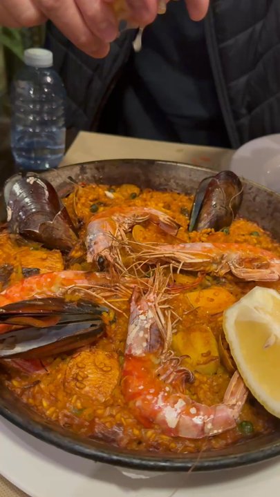 Colom - Paella seafood - Spanish Near Me - Barcelona, B