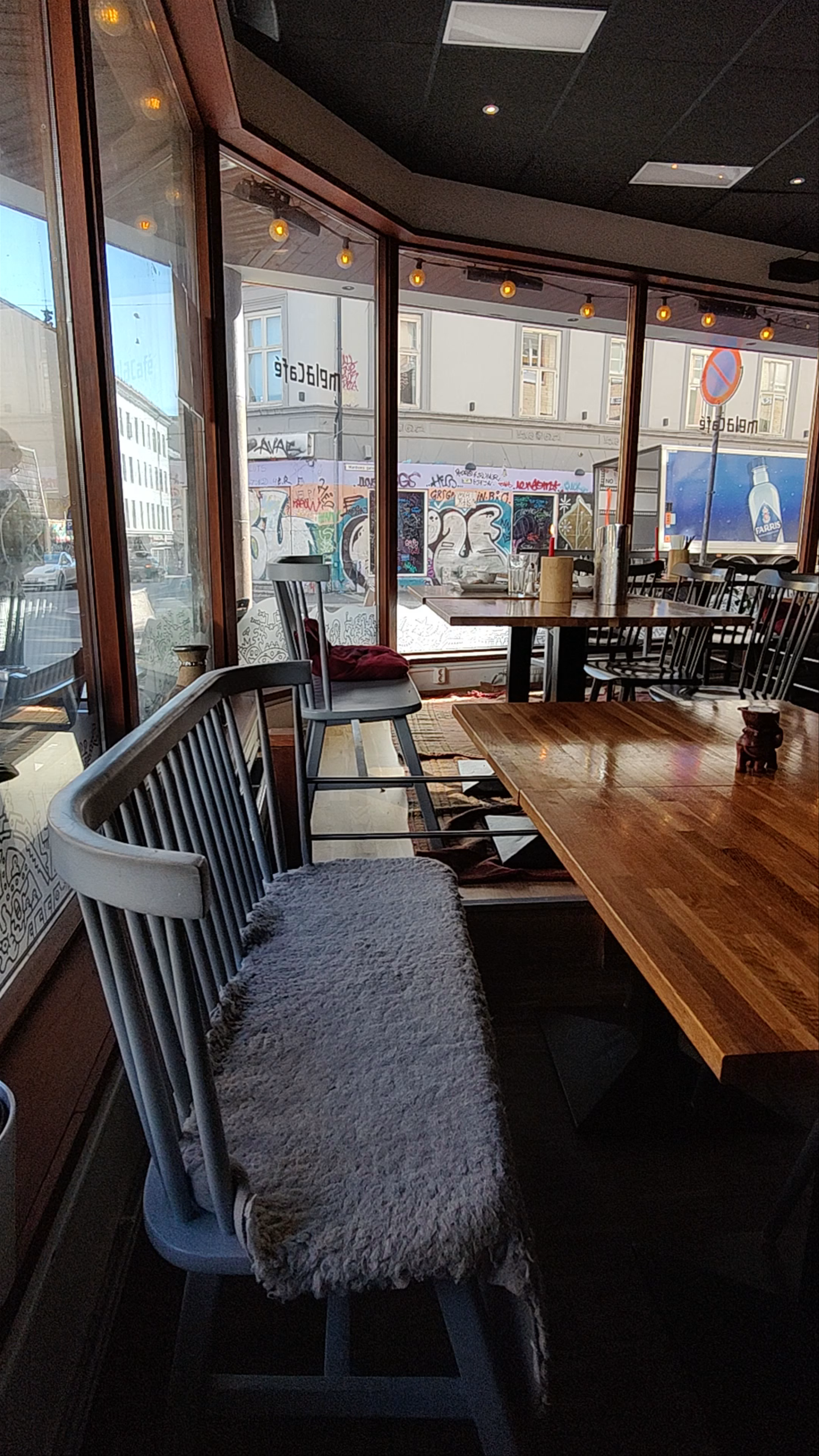 Mela Café