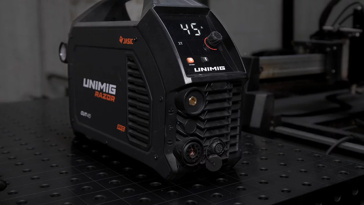 RAZOR CUT 45 Plasma Cutter | UNIMIG Welding Supplies & Accessories