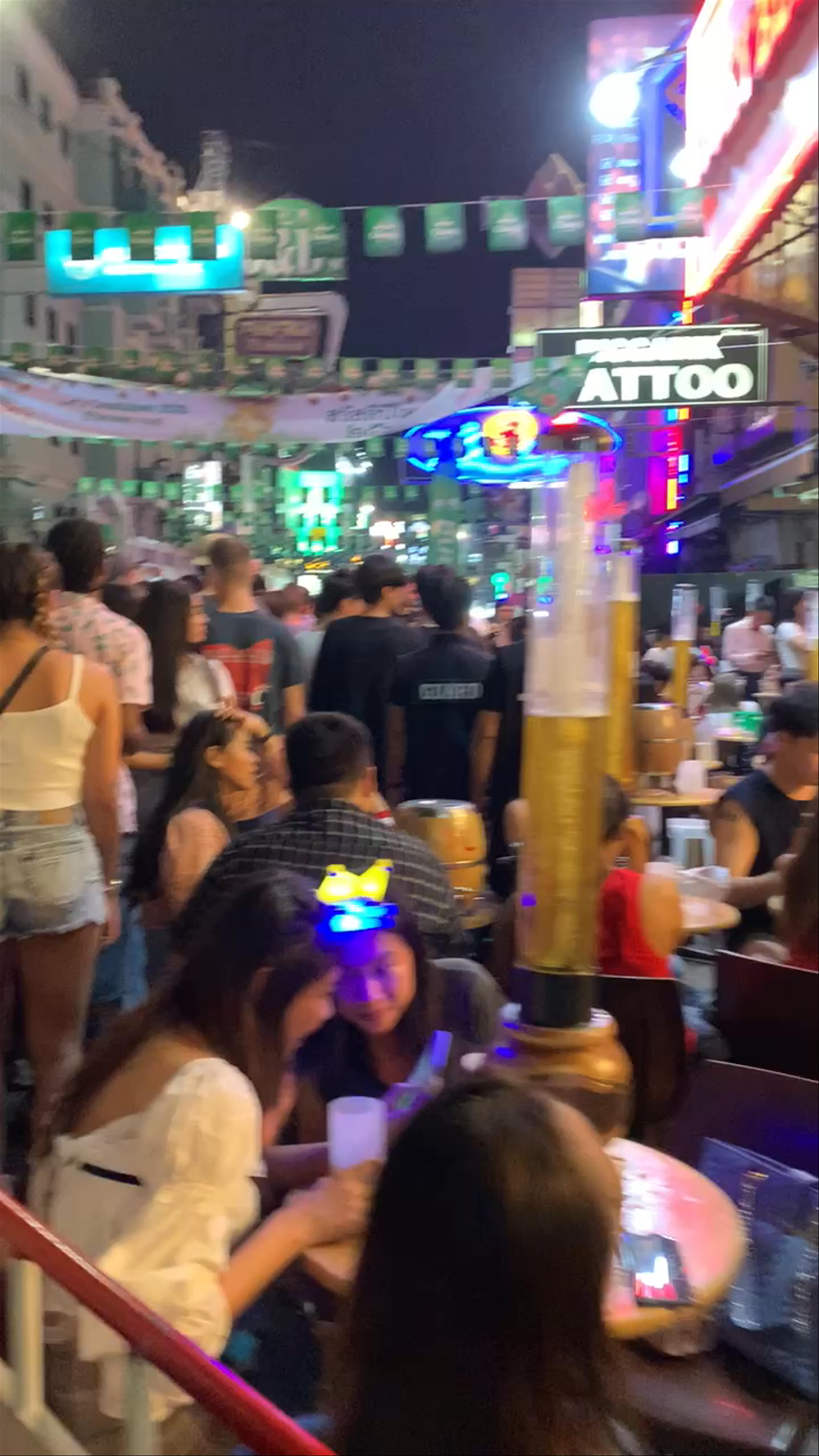 Nightlife Bustle at Lucky Beer, Khaosan Road, Bangkok