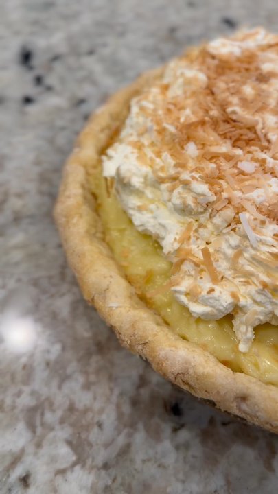 Piefalootin - Quick view of both pies! - Desserts Near Me - Garland, Texas
