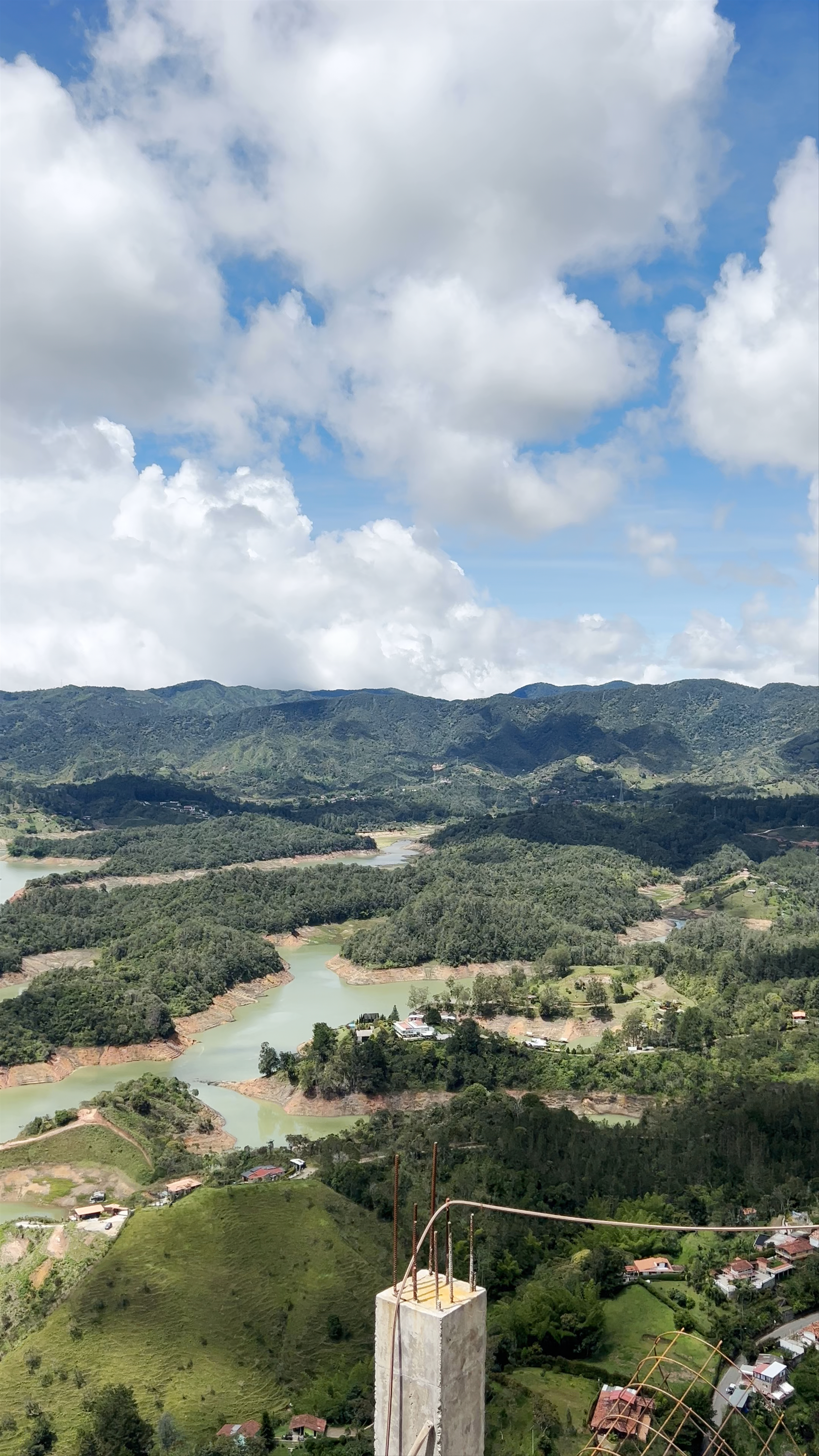 La Piedra del Peñol: Breathtaking Panoramic Views in Guatapé, Colombia