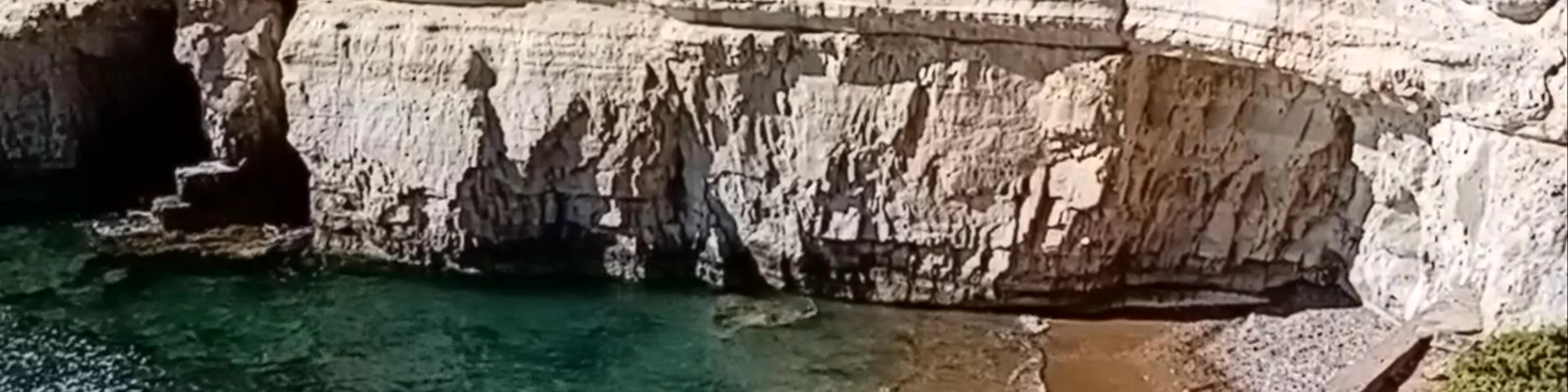Cave beach