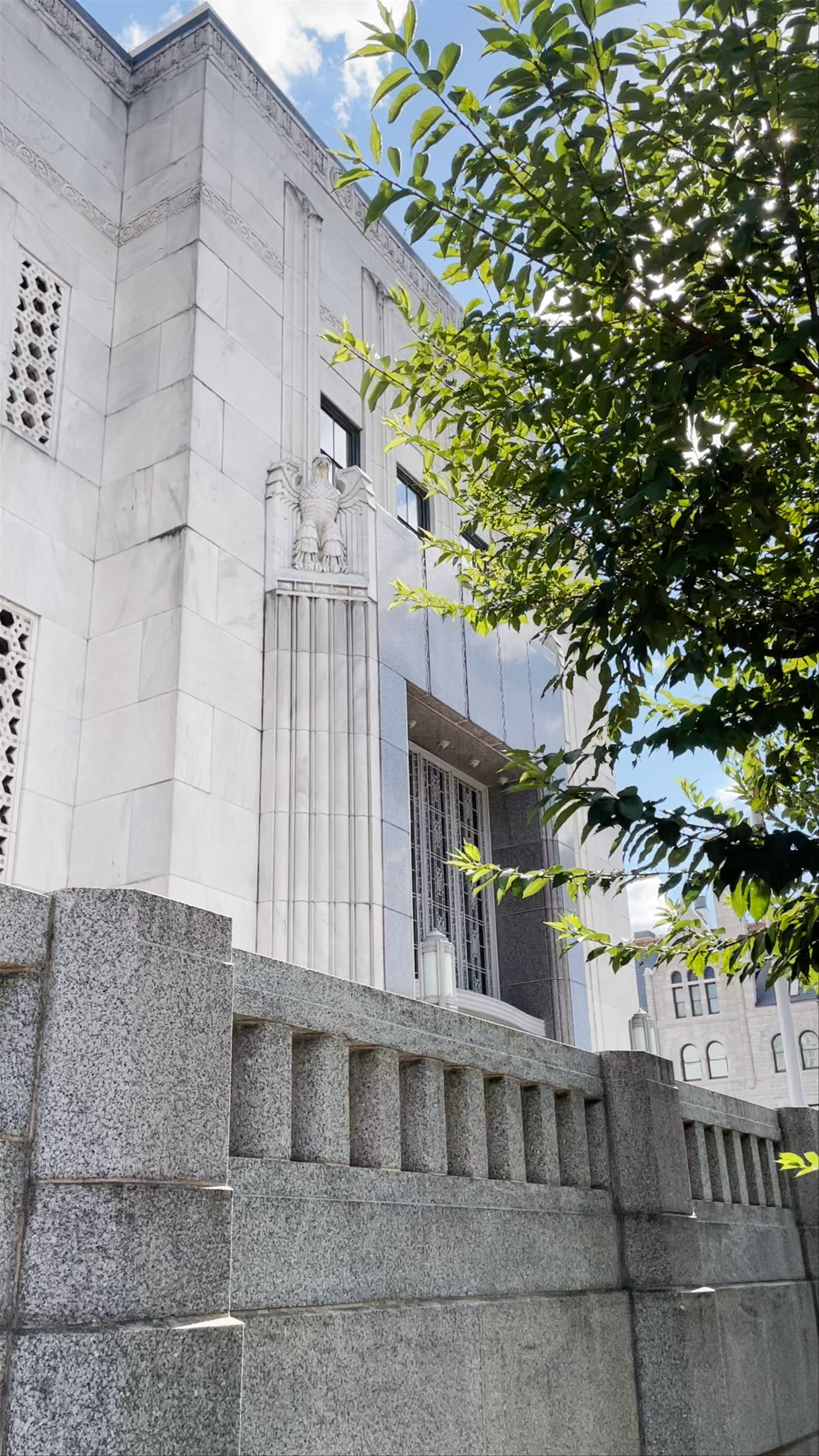 Frist Art Museum: Timeless Elegance in Nashville’s Cultural Hub