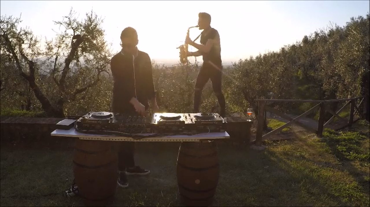 Tuscany Sax & DJ - Sunset Set - video