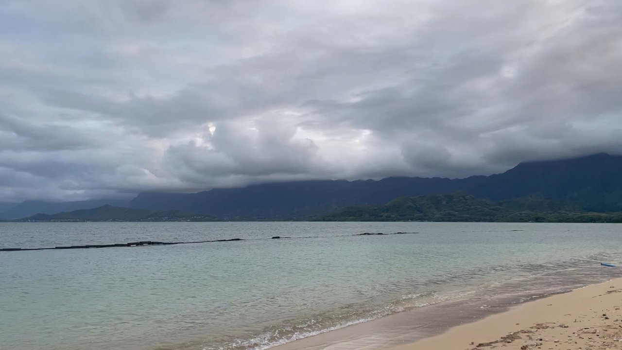 Kualoa Beach - Beaches Near Me - Kaneohe, Hawaii