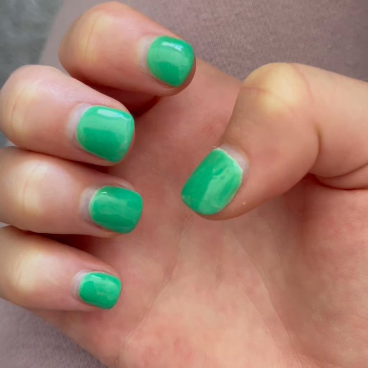 Anna Nails & Spa - Dip lifting on all fingers, already fell off my pointer after 10 days. Also top coat peeling off - Nail Salons Near Me - Phoenix, Arizona