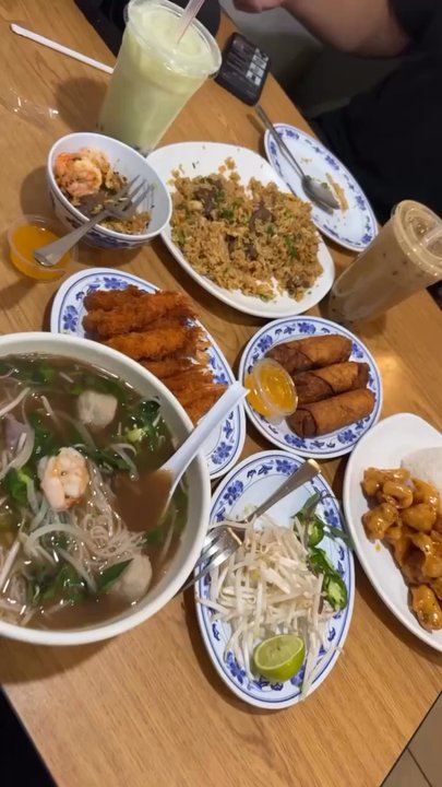Sam Hut - We're from out of town and  Food was AMAZING!! 100%. It's in the back and out of sight. But definitely worth the try. - Chinese Near Me - Calimesa, California