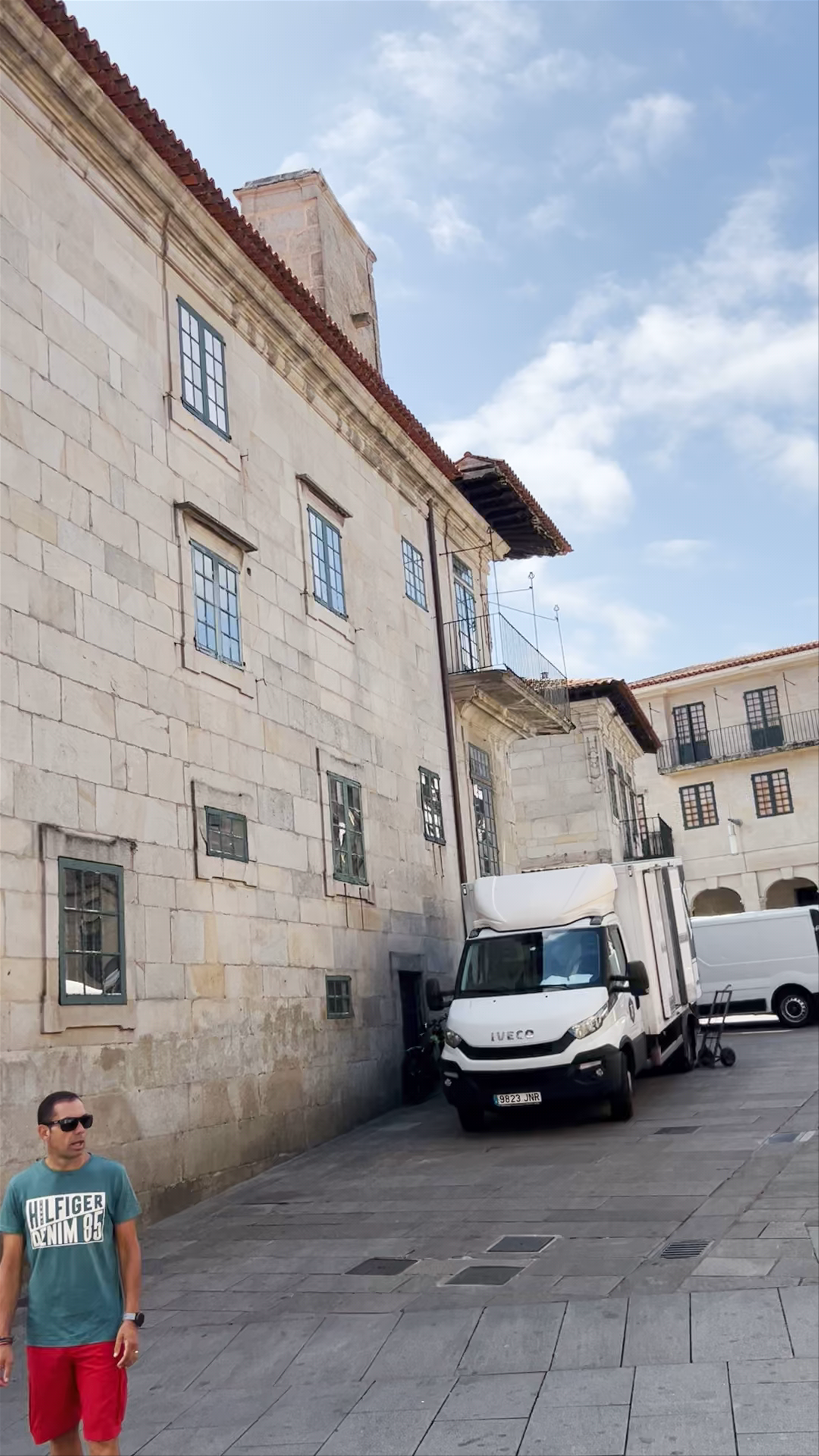 Historic Pazo de Mugartegui in Pontevedra, Spain – A Glimpse into Galician Heritage