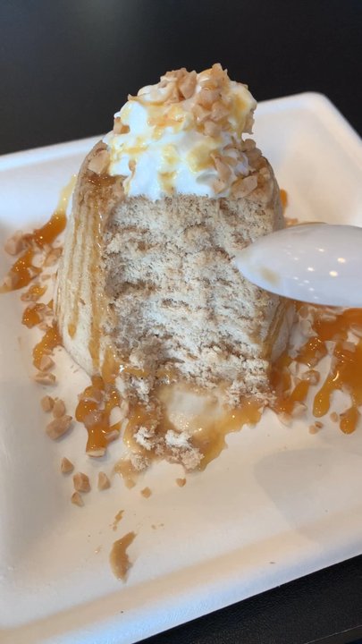 Vampire Penguin - Anderson - Coffee Toffee (small) --- check out that snow cream consistency! - Desserts Near Me - Anderson, South Carolina