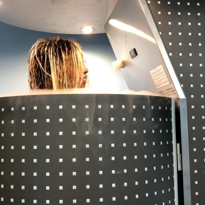 CryoCure Wellness Center - -240F ..... yeah, calorie burn baby ... so amazing - Cryotherapy Near Me - Bellmore, New York