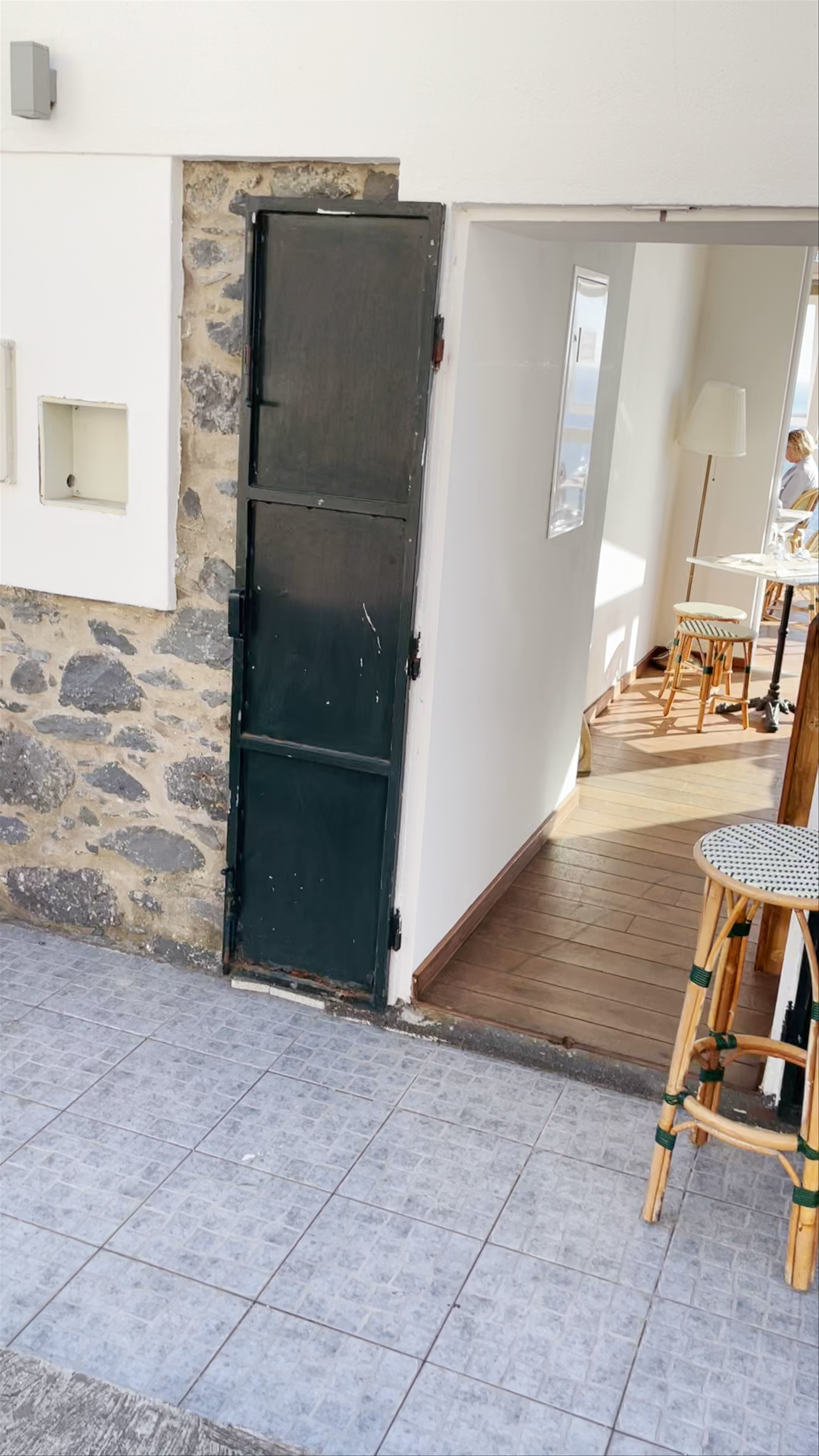 90° Bar | Grill | Restaurant: A Sunny Escape in Ponta do Sol, Madeira