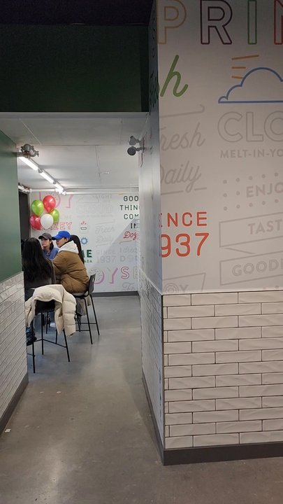 Krispy Kreme - Interior - Donuts Near Me - Toronto, Ontario