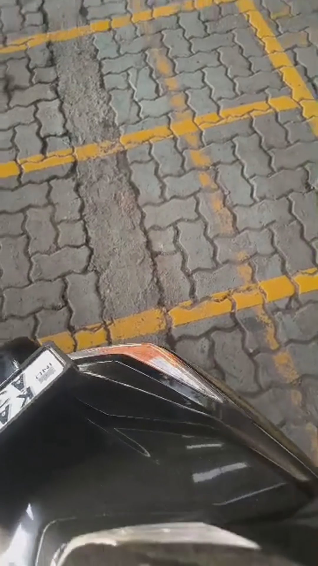 Walk-around video thumbnail