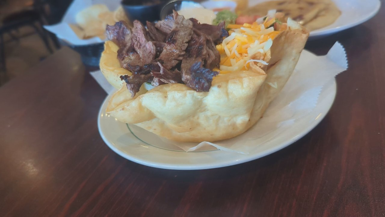 Tipicos Los Amigos - Steak Tortilla Salad & Pupusa w/ pork & cheese - Mexican Near Me - Sterling, Virginia