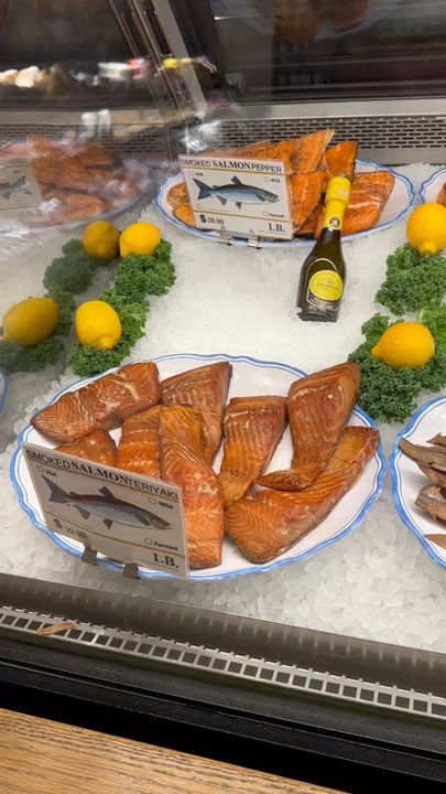The Tides Wharf Restaurant - Seafood Near Me - Bodega Bay, California