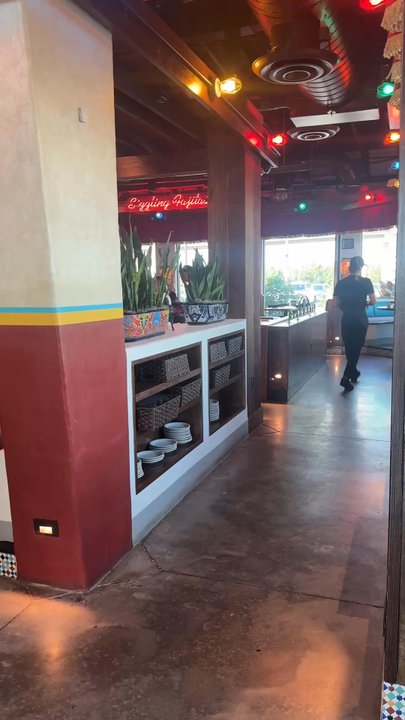 Gringo's Mexican Kitchen - Lot's of tables but still not seated yet waiting for servers per young ladies in front - Tex-Mex Near Me - Tomball, Texas