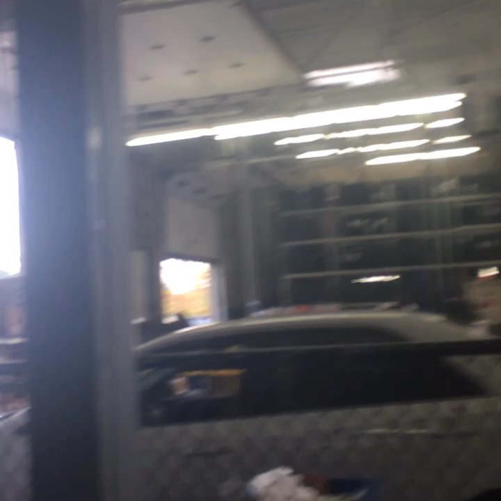 Walmart Supercenter - This is my 2x here at 7am and no one is here to do oil change I been here for 2 hr never again some one to b - Department Stores Near Me - Gilroy, California