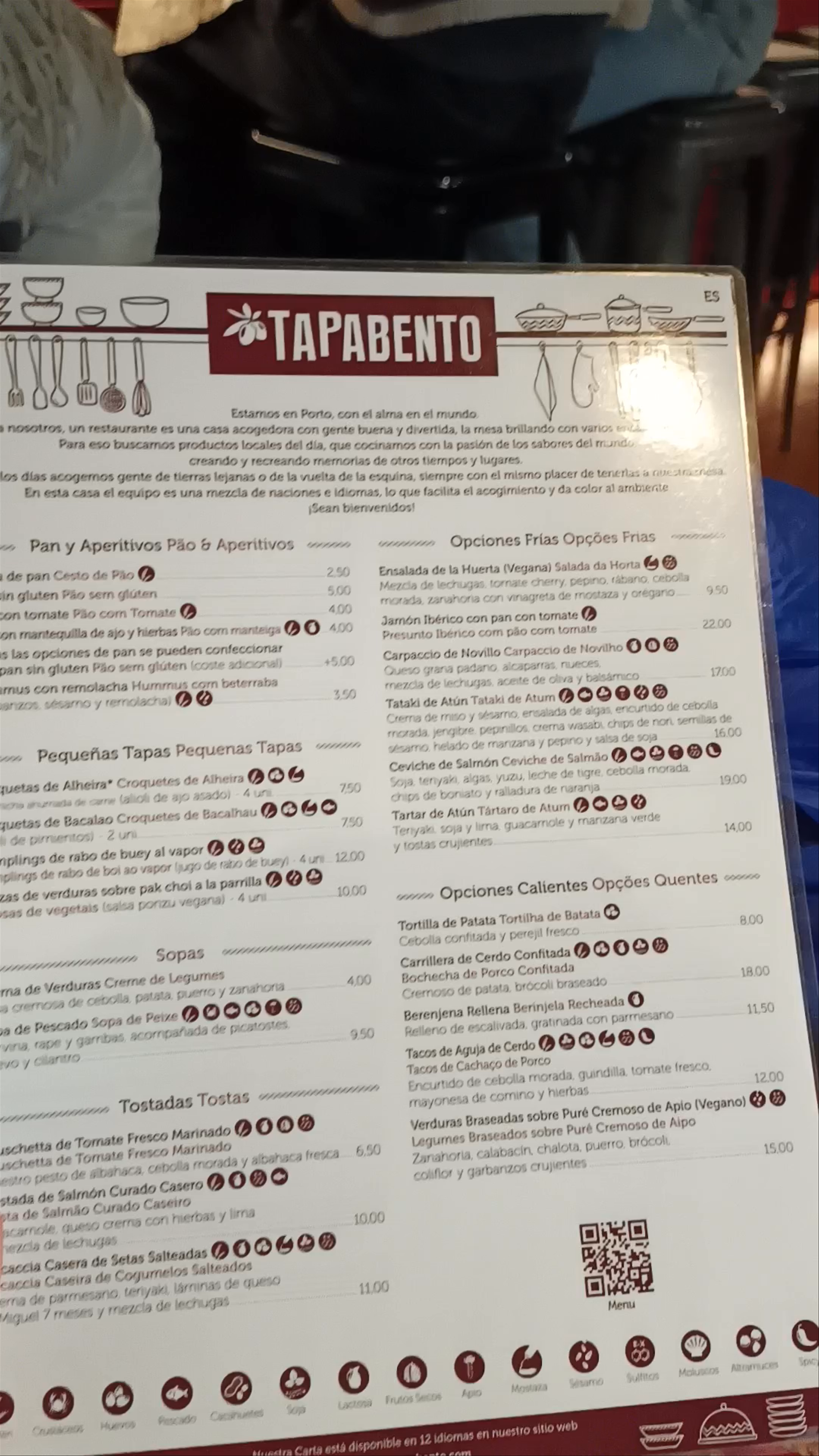 Tapabento: Cozy Culinary Experience in Porto’s S. Bento Station