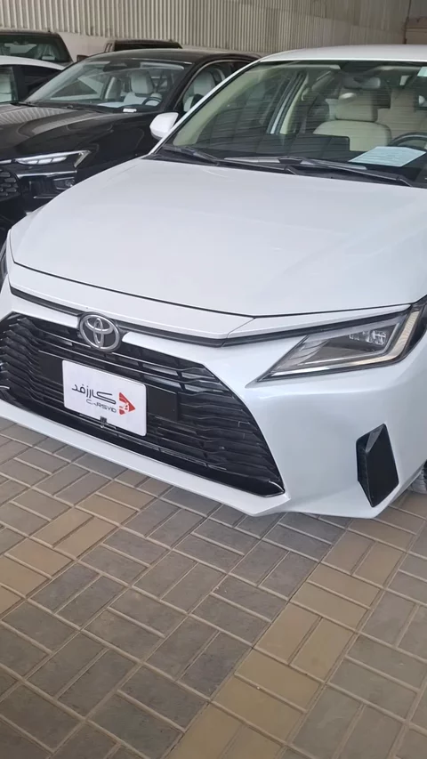 Toyota Yaris y 2023
