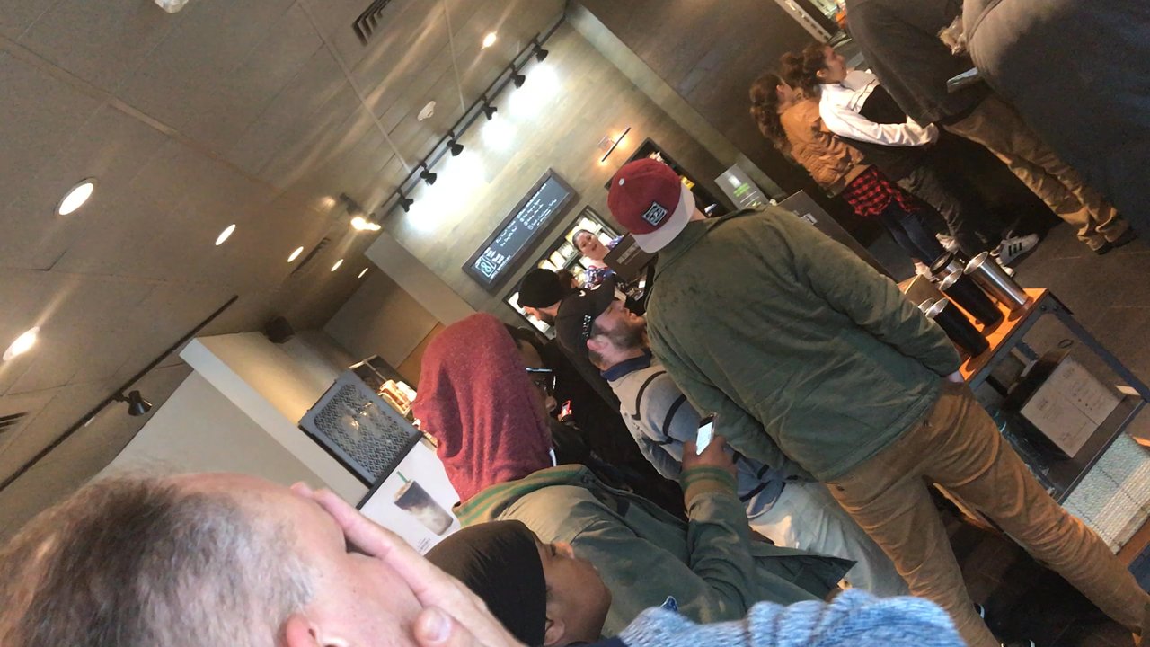Starbucks - Coffee & Tea Near Me - Hackensack, New Jersey
