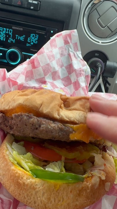 Daves Burger Barn - That's hot. - Burgers Near Me - Waco, Texas