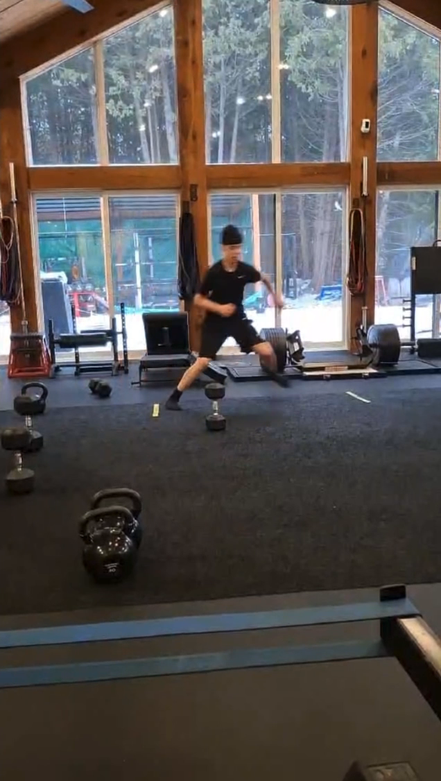 Mathis Tremblay: Off-Ice Training with TG