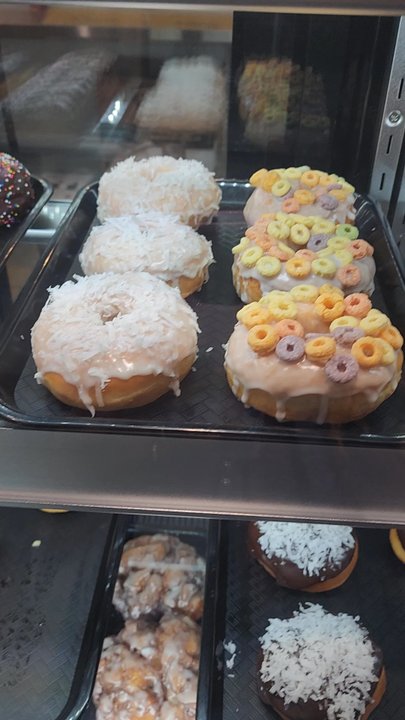 Luna Donut - Donuts Near Me - Apple Valley, Minnesota