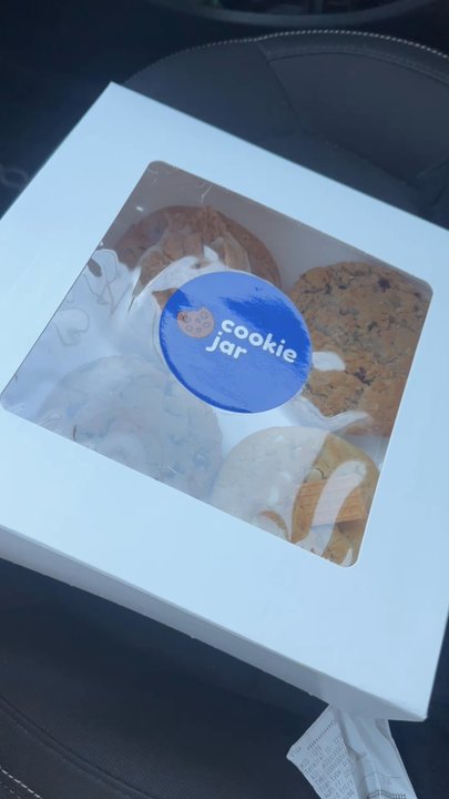 Cookie Jar - Unboxing my Cookie Jar box! - Desserts Near Me
