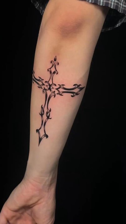 Skin Design Tattoo - Tattoo Near Me - Stanton, California
