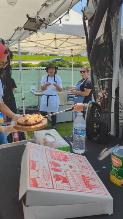 Hungri Street - Fresh, hot straight out of the oven - Lobster Pizza - Caterers Near Me