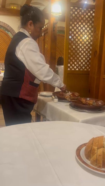 Asador Real - Preparing pork and lamb - Steakhouses Near Me - Madrid, M