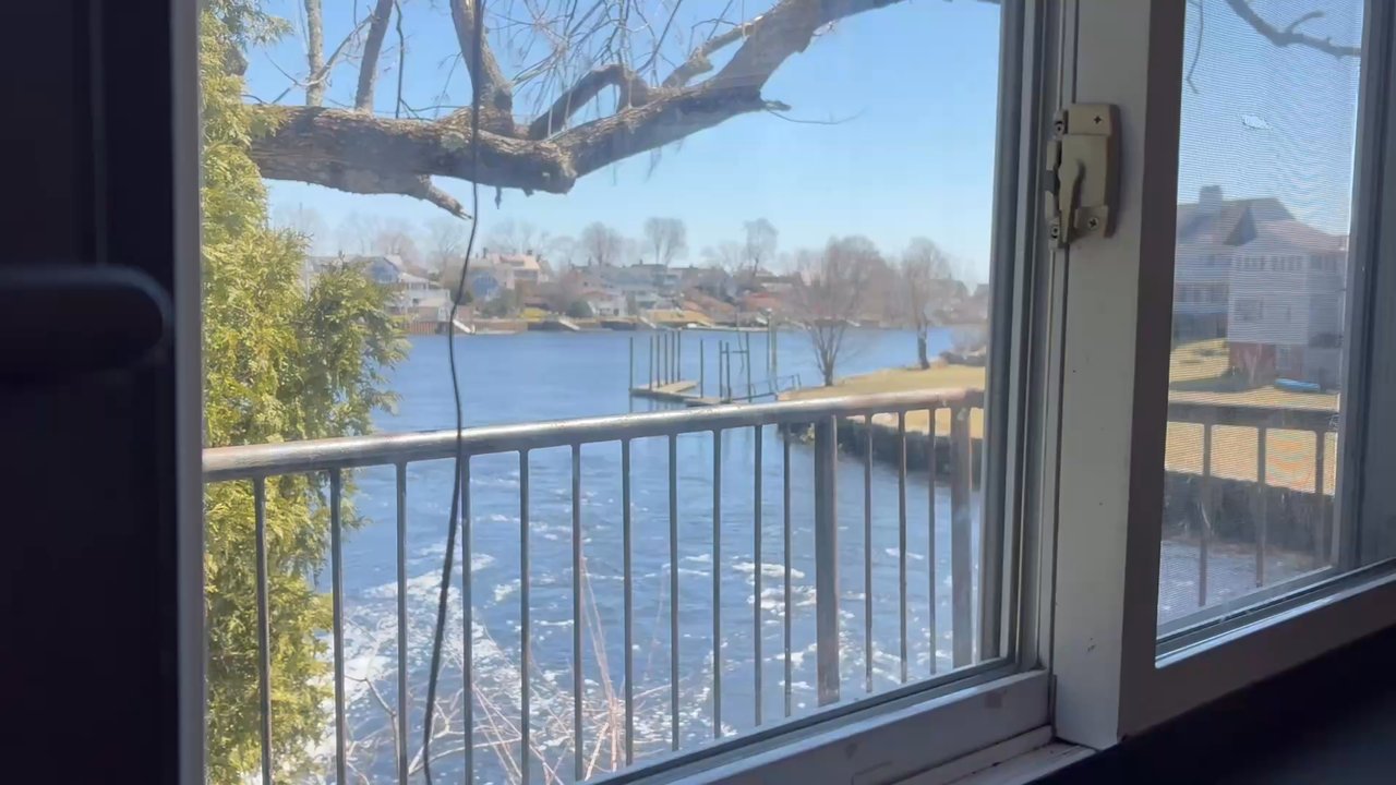 Waterside Thai Kitchen - Thai Near Me - Cranston, Rhode Island