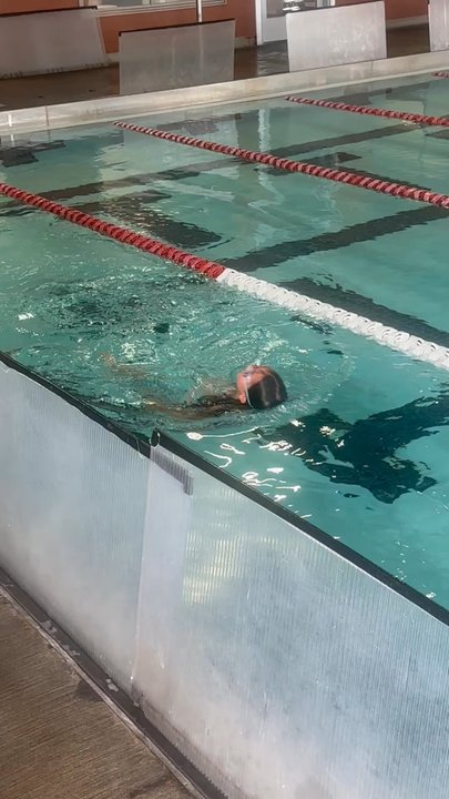 Nitro Swimming - Allison and Kyle kicking butt with their encouraging training session. Biiiiiig thumbs up for these 2 professionals. - Swimming Lessons/Schools Near Me - Bee Cave, Texas