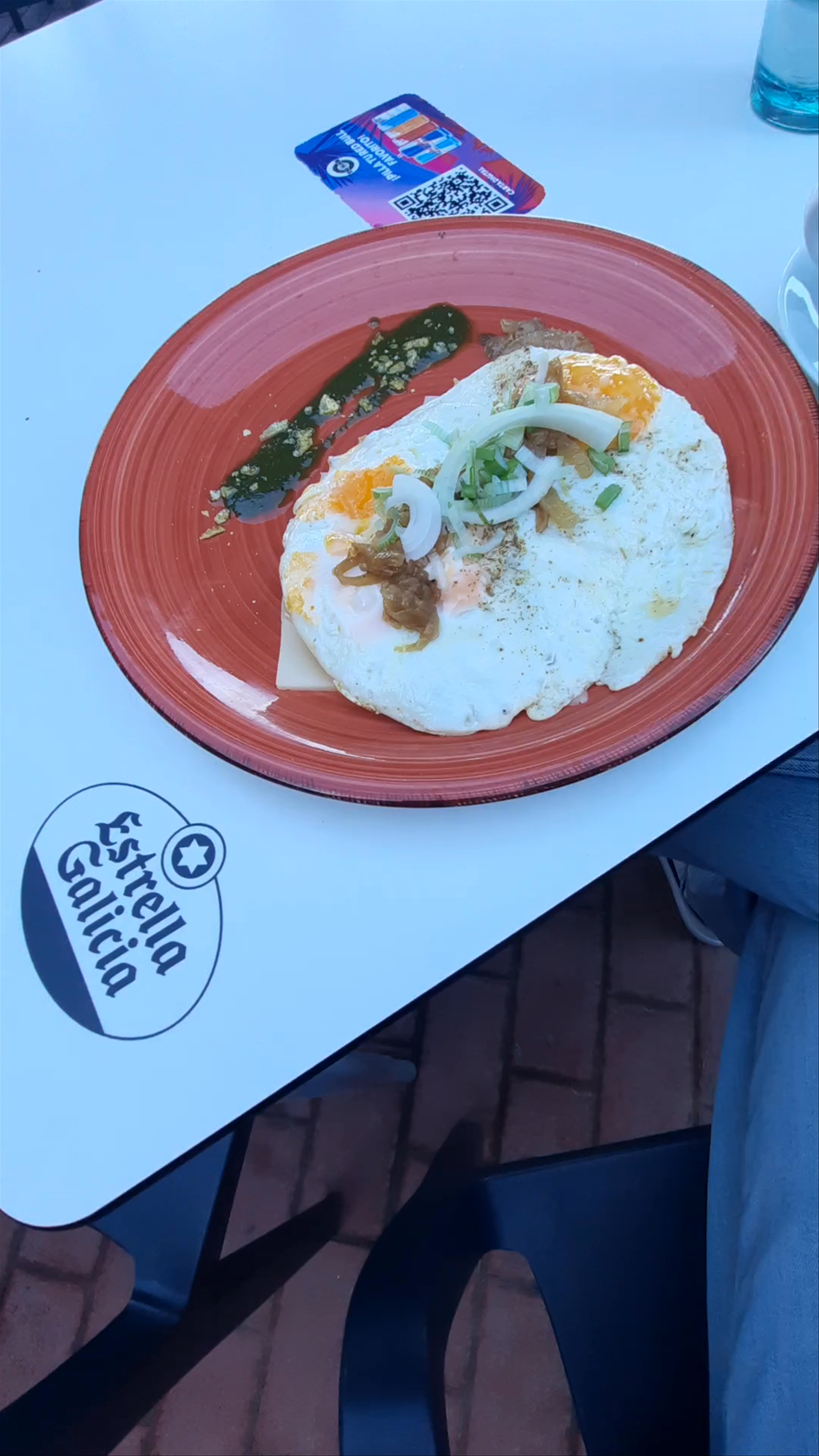 Cozy Breakfast Vibes at The Block Cafe in Las Palmas de Gran Canaria