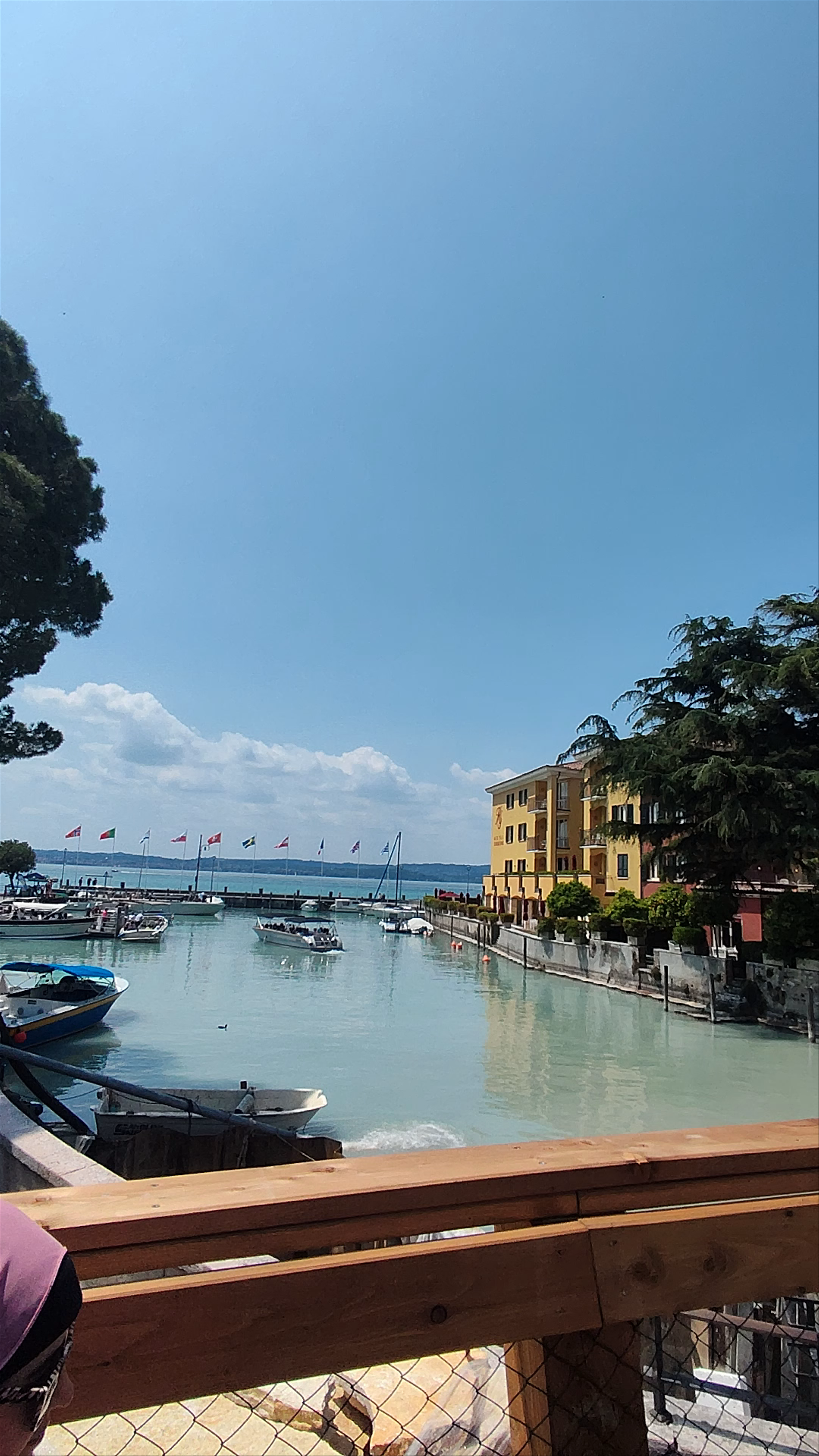 Ponte Levatoio di Sirmione: Historic Drawbridge & Lakeside Views