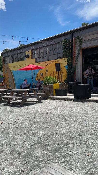 Trailside Brewing - Breweries Near Me - Hendersonville, North Carolina