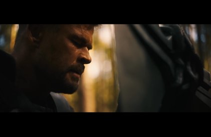Pré-bande-annonce 2 en anglais (Thor)