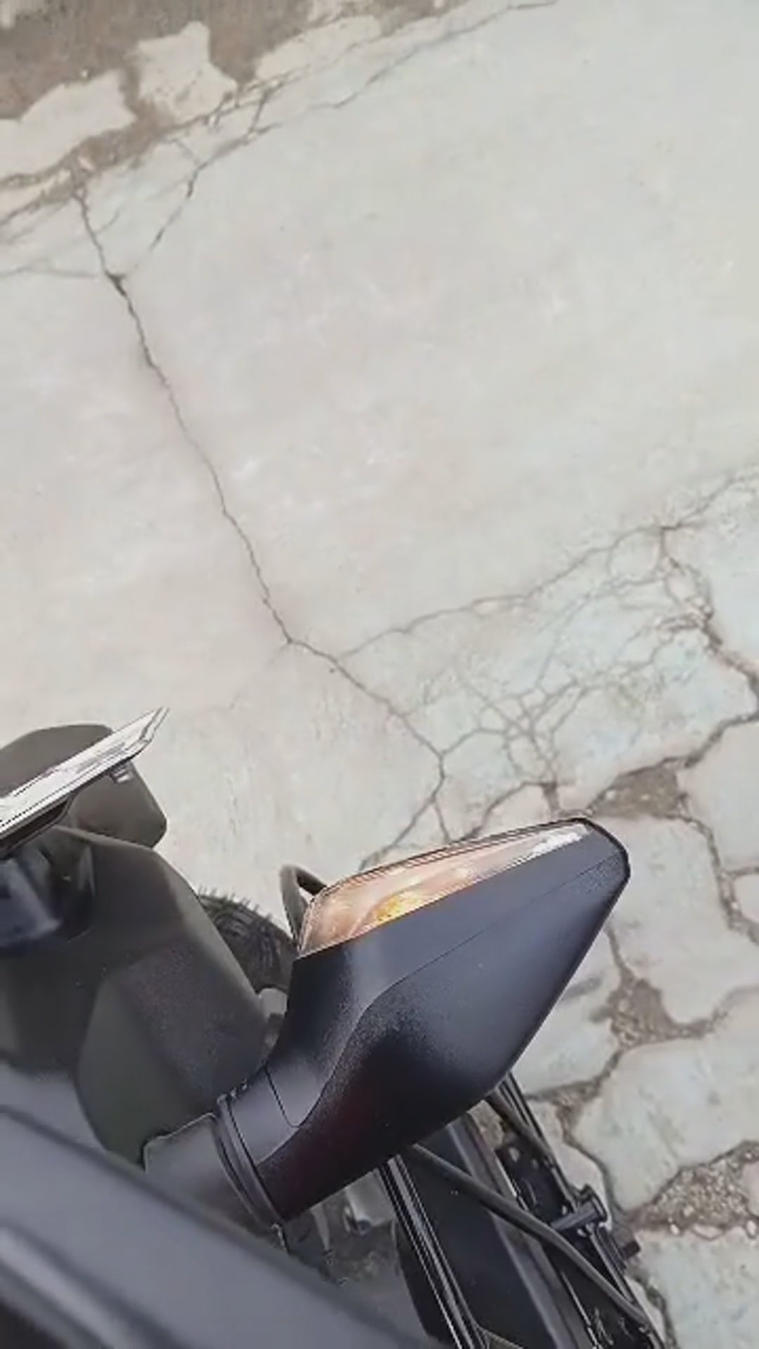 Walk-around video thumbnail