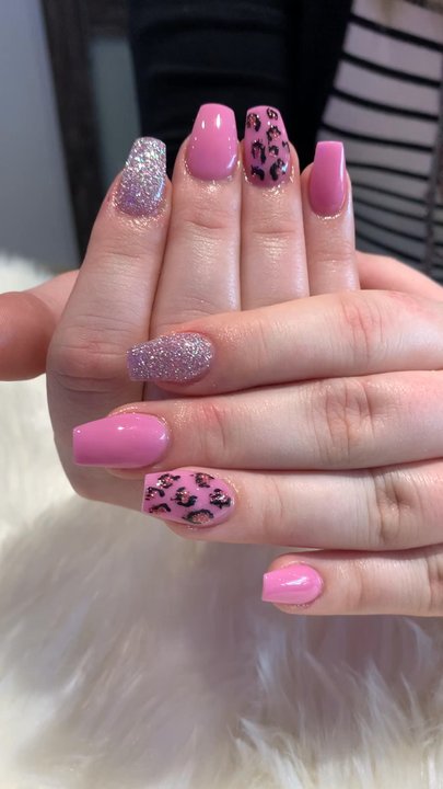 Nails R Us & Spa - Nail Salons Near Me - Yukon, Oklahoma